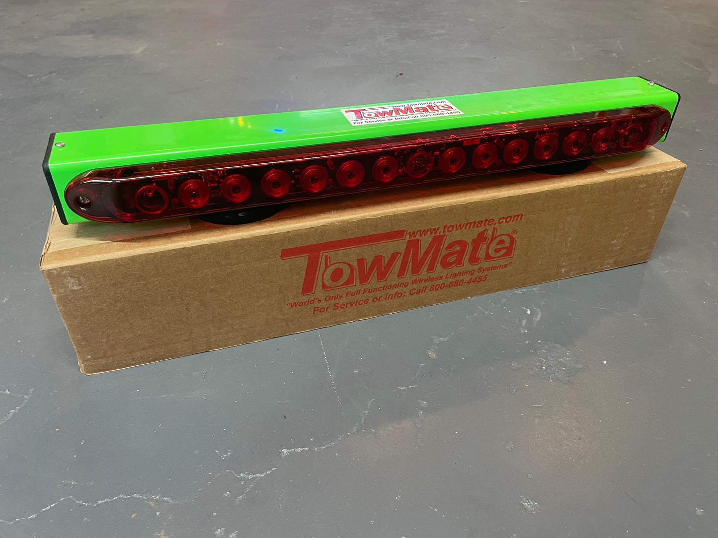 TowMate 22" Wireless Tow Light, Lead Acid